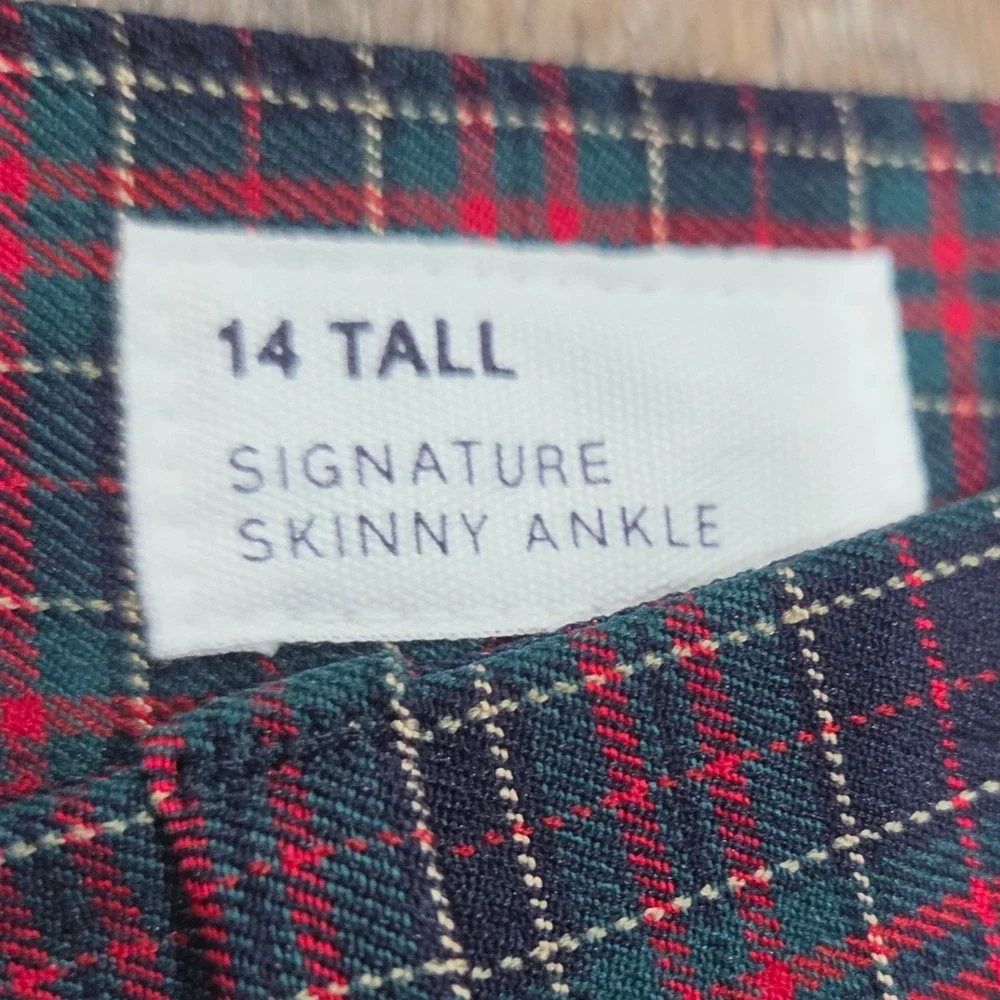 GAP signature skinny